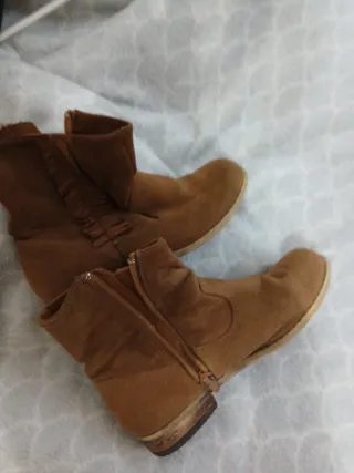 Botas niña marrón talla 32