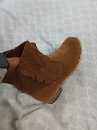 Botas niña marrón talla 32