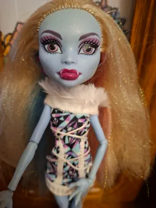 Muñeca Monster High Abbey Bominable