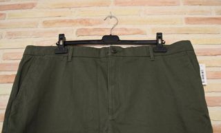Pantalón chino elástico verde oliva Talla 42W/32L