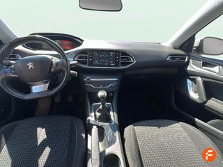 Peugeot 308 5p Allure Pack PureTech 110 S&S