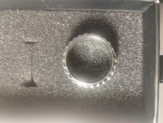 Anillo Vikingo Runas Acero con cadena giratoria