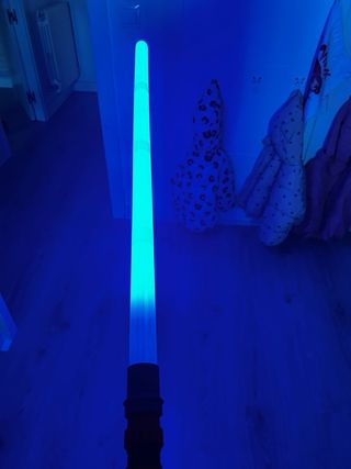 Espada láser con luz y sonido