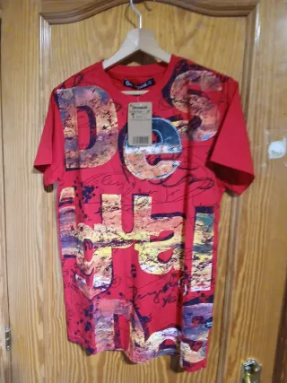 Camiseta Desigual Talla S Roja