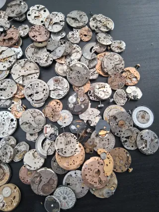 Lotto ricambi orologi