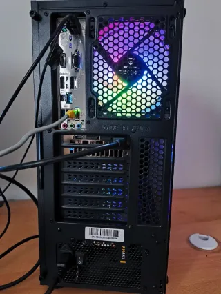 PC i7 13700K 32GB RTX5060