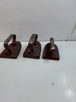 Plancha antigua de hierro CADA UNA x 8€