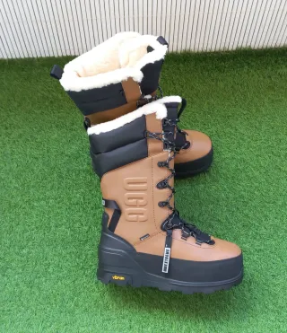 Botas Ugg Shasta Tall