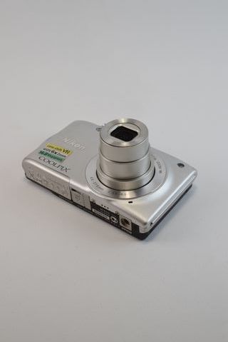 Cámara Digital Nikon Coolpix S3300 - 16MP