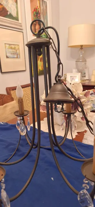 Lámpara de techo de metal con cristales