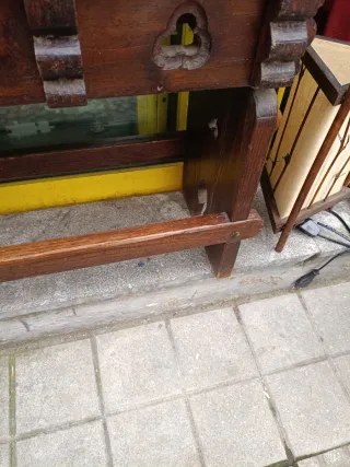 Banco de madera rústico