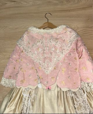 Traje de Fallera Niña Rosa y Dorado