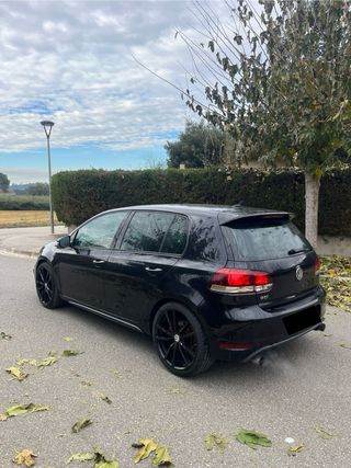 Volkswagen Golf GTI 2011