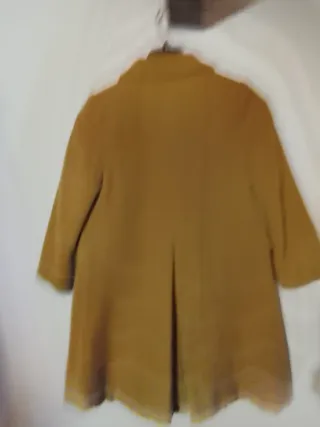 Chaqueta infantil color mostaza