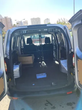 Ford E-Transit Courier 2017