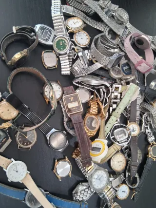 Lotto 50 Orologi Uomo/Donna Misti