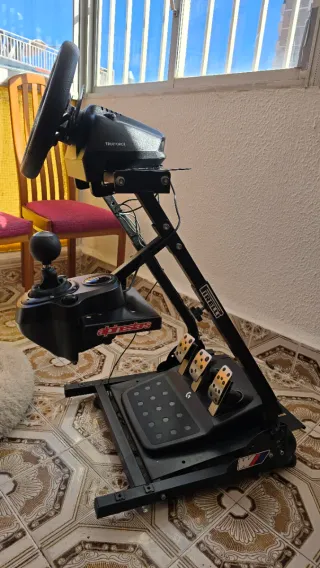 Logitech G29 PS4 PS5 PC + Soporte + Pedales