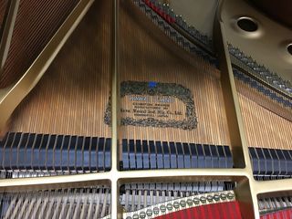 Piano de Cola Kawai RX7