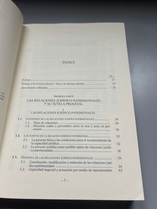 Fundamentos de Derecho privado romano