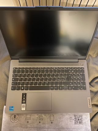 Lenovo IdeaPad Slim 3 15IAN8 Grigio/Argento