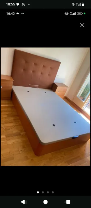 Armario blanco de madera