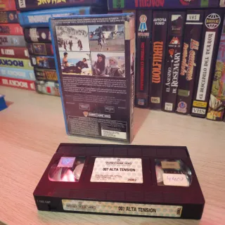 007 Alta Tensión VHS