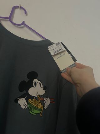 Camiseta Disney Mickey Ramen Springfield Gris