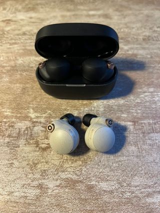 Sony WF-1000XM4 Auriculares + 2 Extra