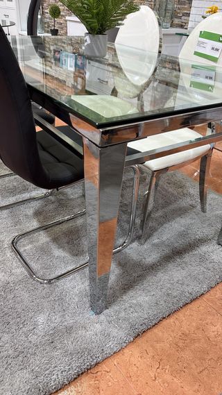 Mesa comedor cristal y plata