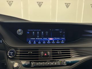 Lexus LS 500h 3.5 V6 359cv Luxury ECO