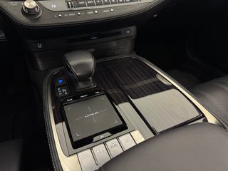 Lexus LS 500h 3.5 V6 359cv Luxury ECO