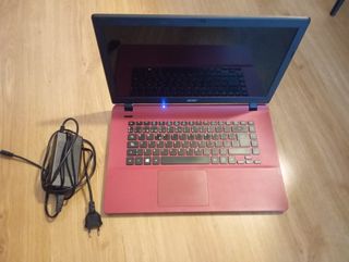 Portátil Acer Aspire ES1-520 ROJO