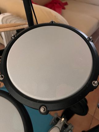 Batería electrónica Alesis Nitros Max.