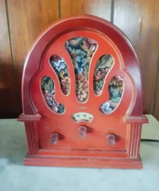 Radio Vintage No sé si funciona porque va a 125