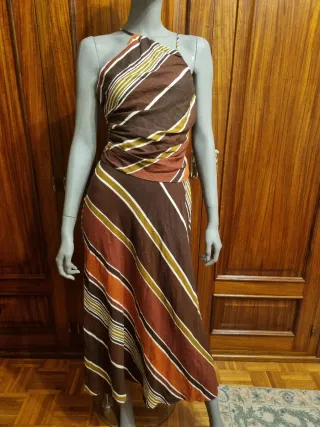 Vestido asimétrico Zara Talla XS. Nuevo