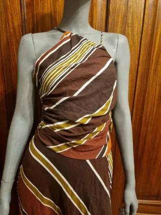 Vestido asimétrico Zara Talla XS. Nuevo