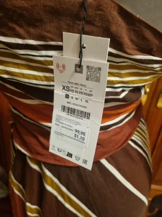 Vestido asimétrico Zara Talla XS. Nuevo