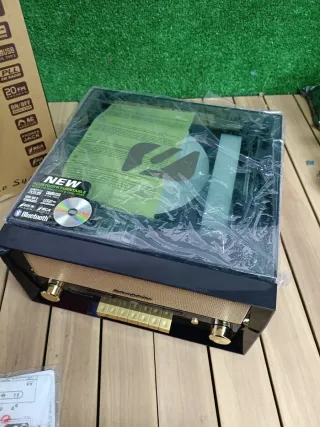 Muse MT-110 B - Tocadiscos con CD y Radio