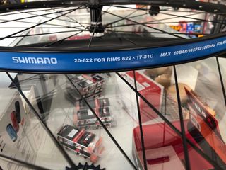 Ruedas Shimano RS171 700C 11/12V Disco