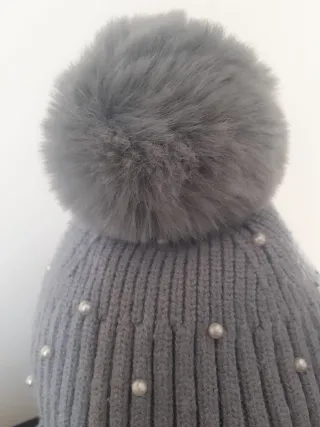 Cappello OVS con pompon  taglia unica bambina