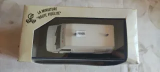 Peugeot J5 Norev Croix Rouge Francaise