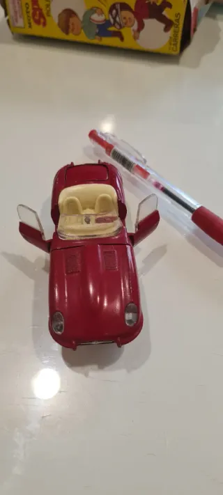 Coche Jaguar E-Type 1960 Juguete Rojo