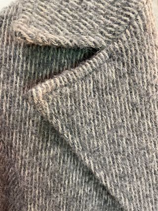 Abrigo con lana y alpaca. Impresionante y atempora