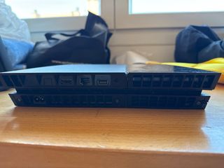 Consola Sony PS4 Negra