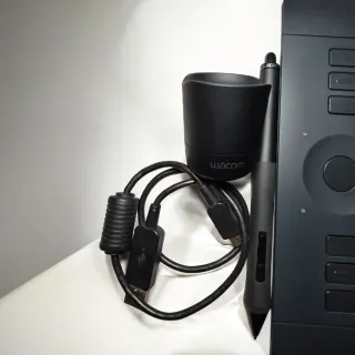 Tableta gráfica Wacom Intuos Pro Small - Modelo PT