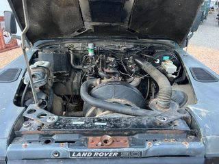 Land Rover Defender 90 gasolina