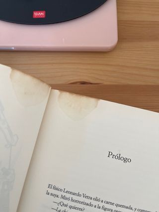 Angeles y Demonios / Angels and Demons (Spanish...