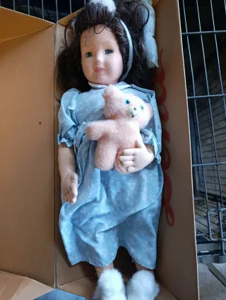 Bambola da collezione lenci