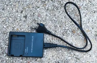 Cámara Nikon D5200 + Bolso y Cargador