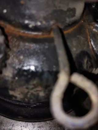 Lanterna vintage in metallo e vetro